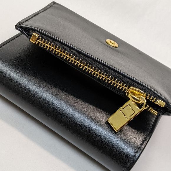 Givenchy Tri-Fold  Wallet "LIVE SHOW TODAY" - Picture 12 of 13